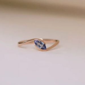 Marquise Tanzanite Curve Ring, Tanzanite Solitaire Ring, 14K Solid Gold Ring, Tanzanite Stone Solitaire Ring, Minimalist Ring