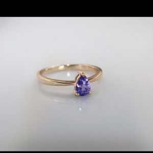 Pear shaped tanzanite on 14 karat gold