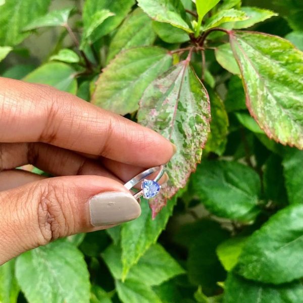 Tanzanite ring on silver - Image 2