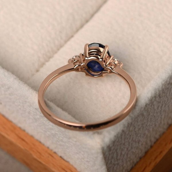 Vintage sapphire ring , blue gemstone wedding ring - Image 2