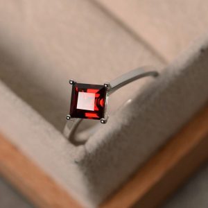 Garnet ring, square cut, silver, solitaire ring, January birthstone