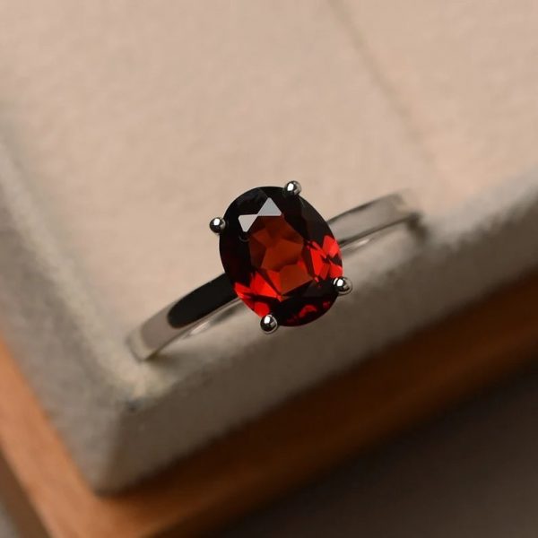 Red garnet ring, oval cut, January birthstone, sterling silver, promise ring - Image 2