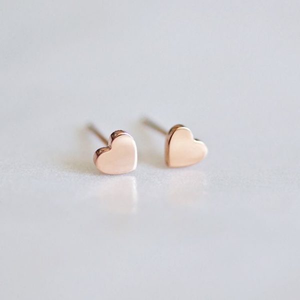 14k gold heart studs