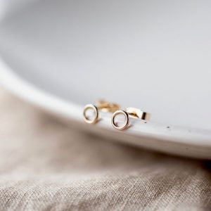 Gold Hallo Studs