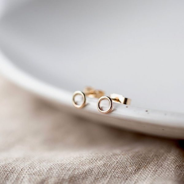 Gold Hallo Studs