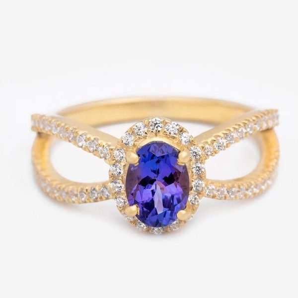 Tanzanite Ring Engagement Ring on 18k Gold - Image 2