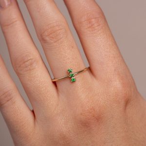 Tsavorite Ring 18 Karat Gold - Green Garnet Ring Minimalist