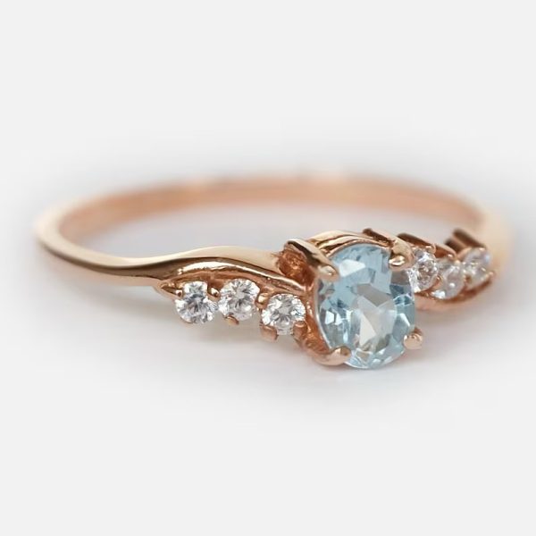14 karat gold aquamarine cluster ring - Image 2