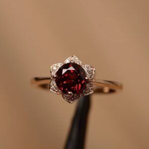 18k Rose Gold Garnet Engagement Ring