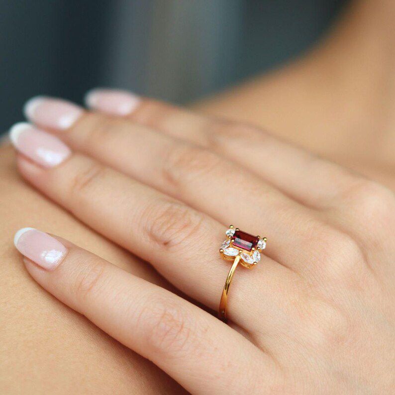 Nuru — The Light Ring in 18k Gold